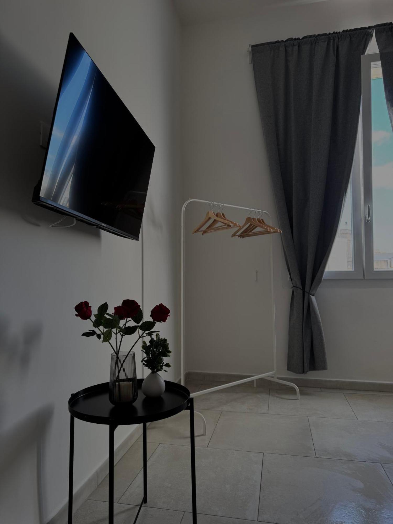 L&S Rooms Monopoli Eksteriør billede
