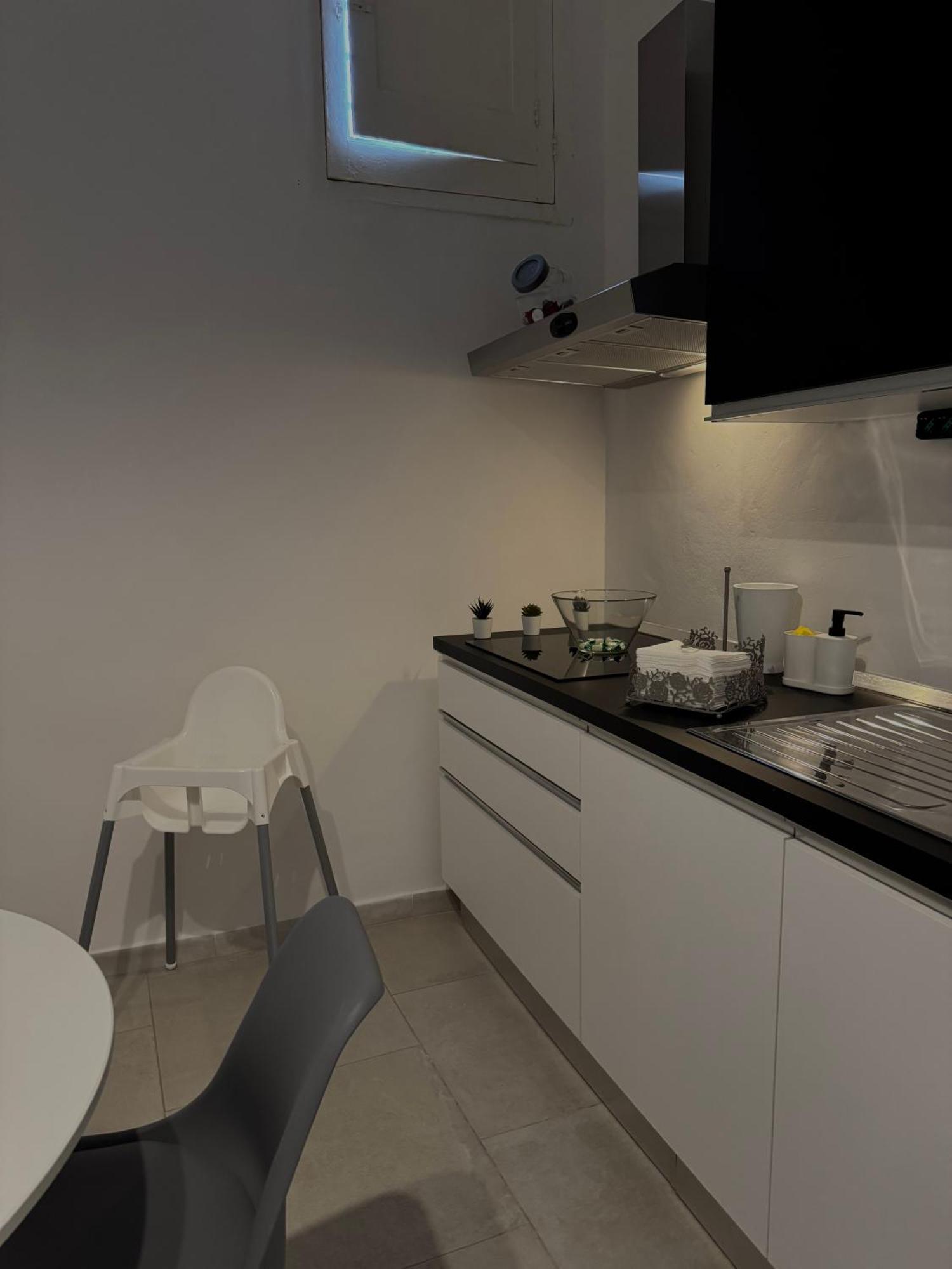 L&S Rooms Monopoli Eksteriør billede